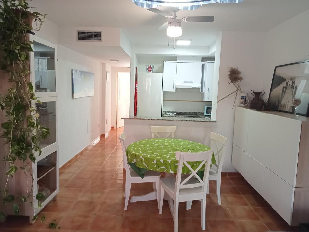 Precioso Con Piscina Y Garage Appartement
