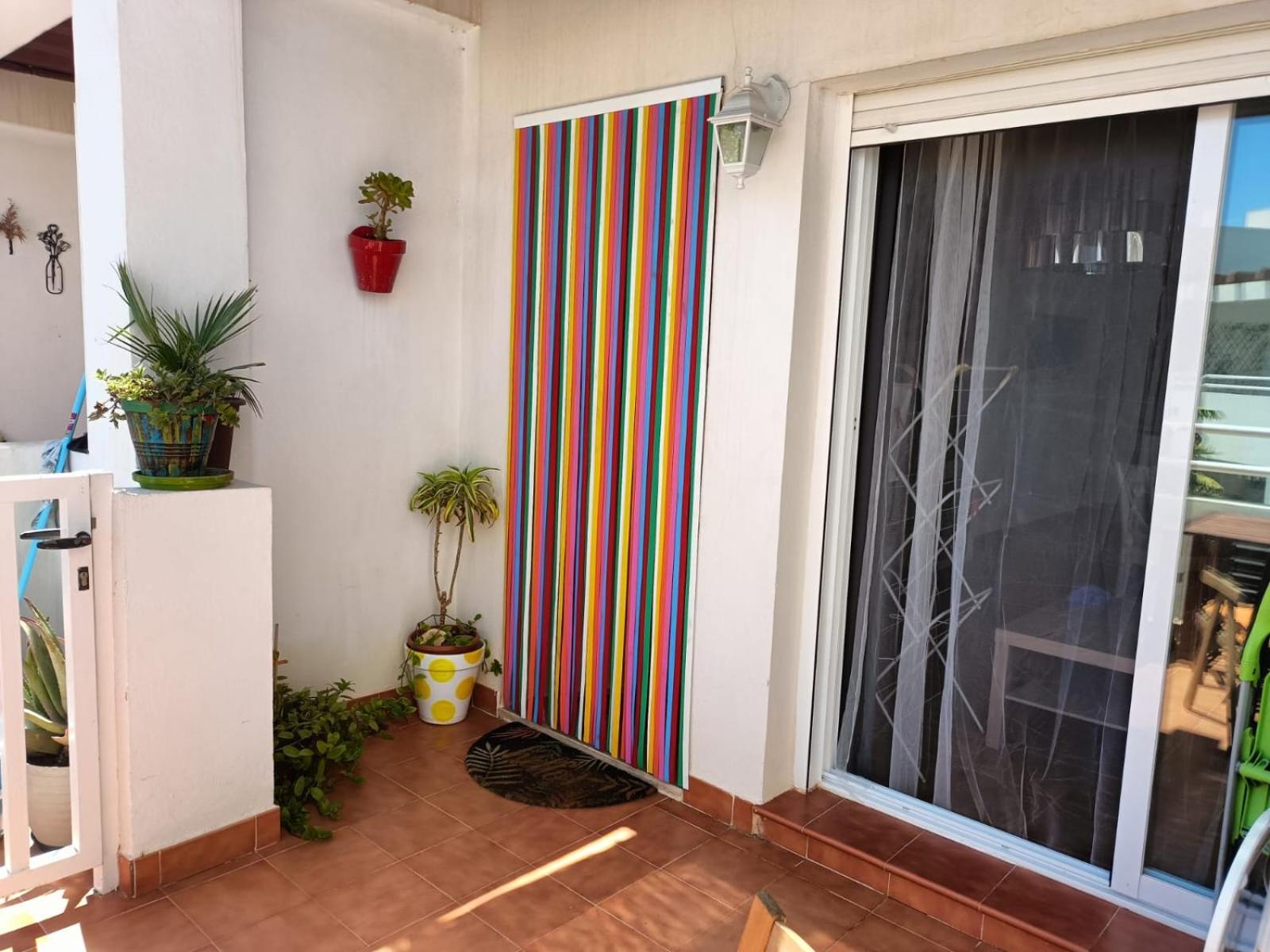 Precioso Con Piscina Y Garage Apartamento